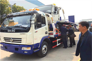 朝天汽车道路救援拖车价格